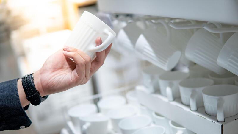 Replacing a cracked ceramic mug with a safe new mug